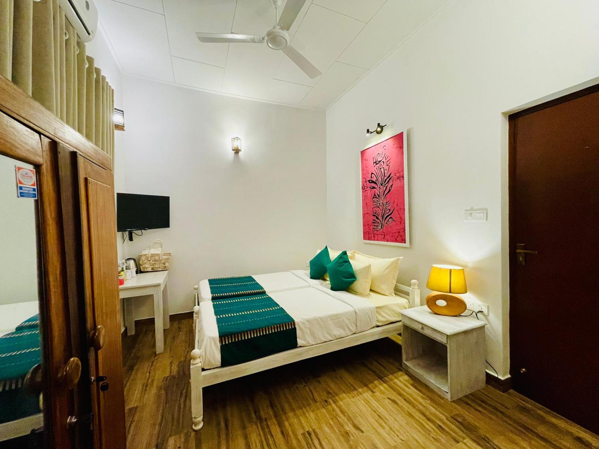 Ayur Ayur White Sail Villa Dalupotha 外观 照片