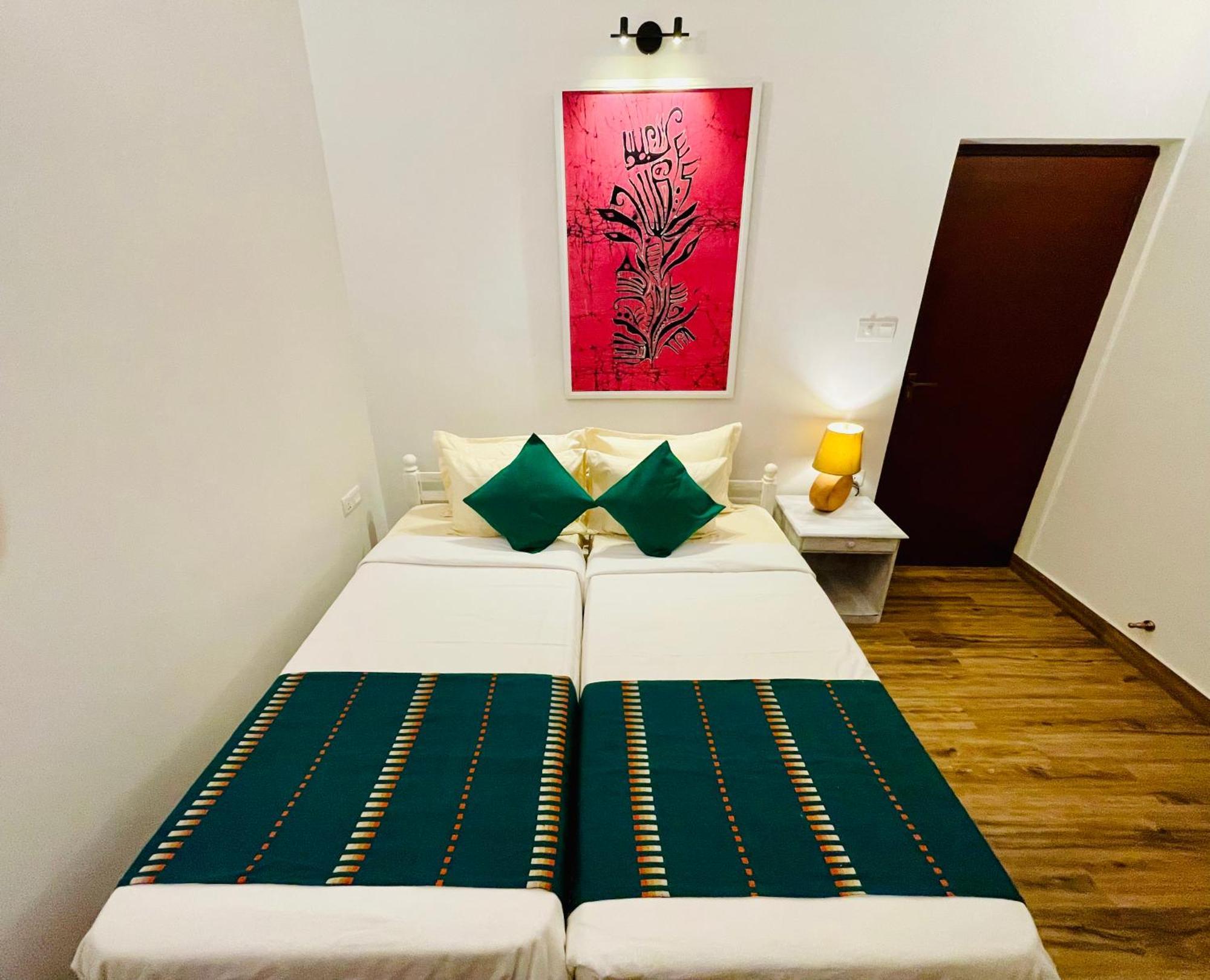 Ayur Ayur White Sail Villa Dalupotha 外观 照片