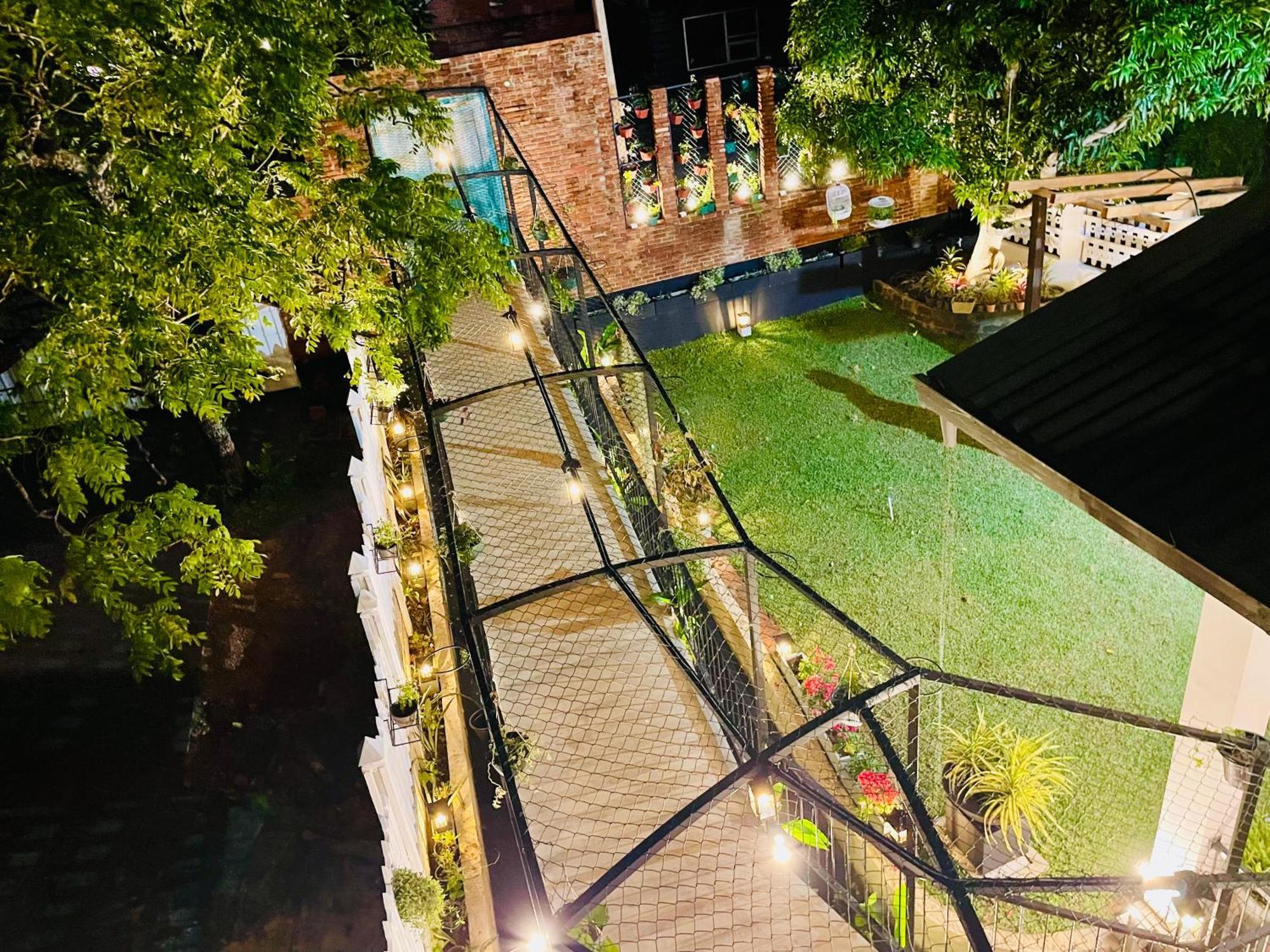 Ayur Ayur White Sail Villa Dalupotha 外观 照片